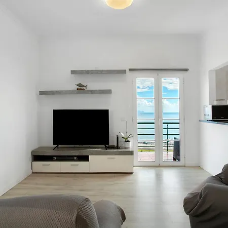 Jay Paradise - Paraiso Jota Santa Cruz (Madeira)